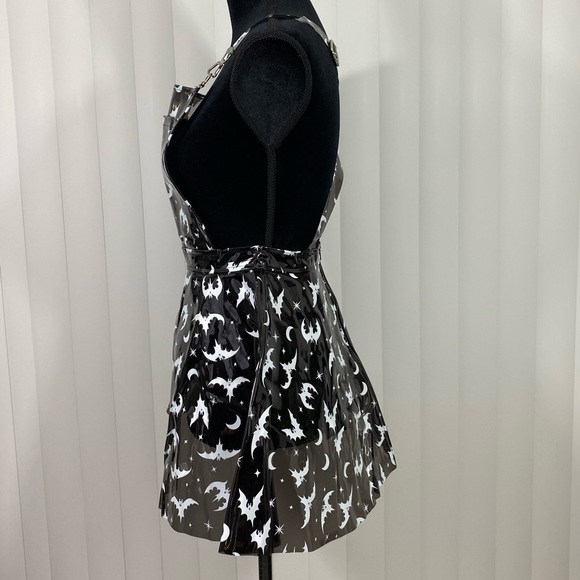 TRICKZ N TREATZ Bat My Lashes Print PVC Vinyl Mini Dress Bat Crescent Moon Black - Picture 10 of 14